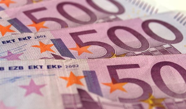 Sóc empresa de la Unió Europea i em deuen diners a Espanya: com recupero els meus diners?